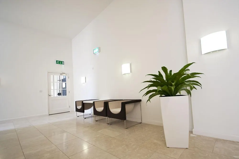 Апартаменты Scotia Grand Residence Эдинбург
